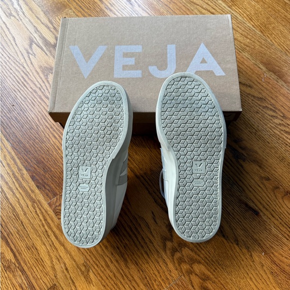 Veja Campo Leather Sneakers Size EUR 36 - Picture 3 of 8